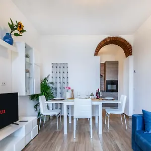 Divi - Strategic Place Appartement